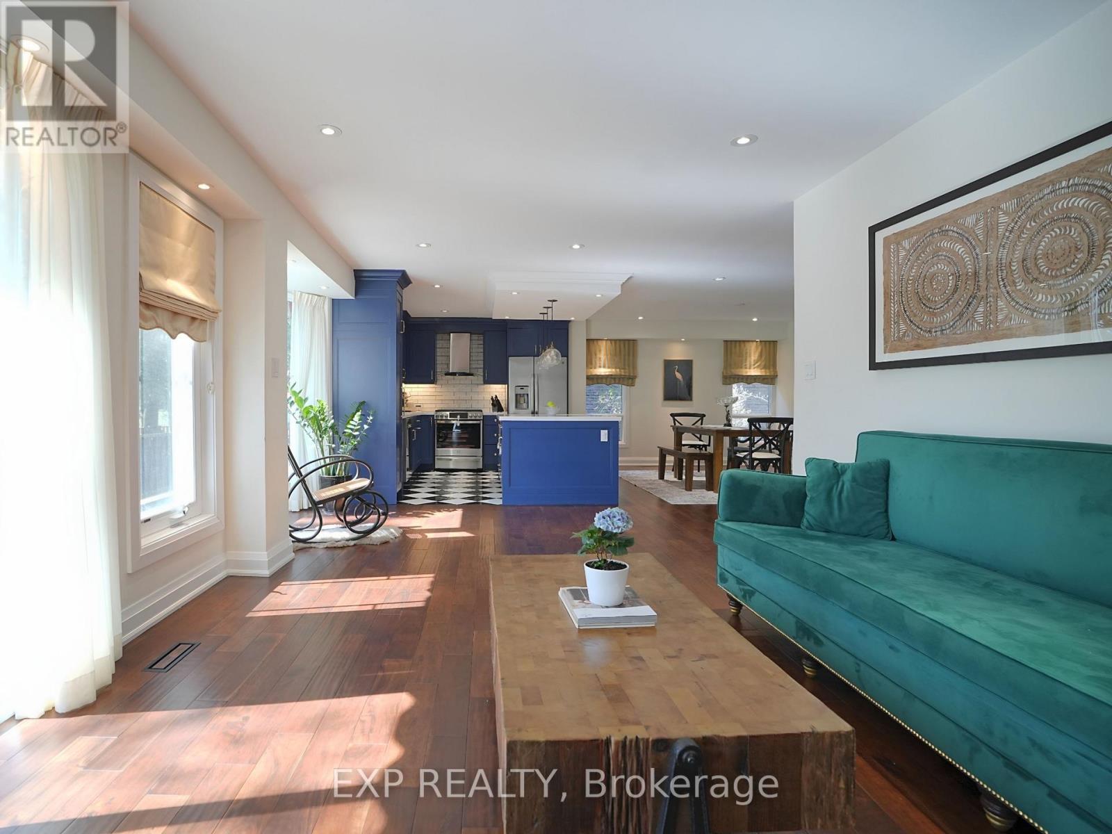 38 Tarbert Road, Toronto, Ontario  M2M 2Y2 - Photo 8 - C12473766