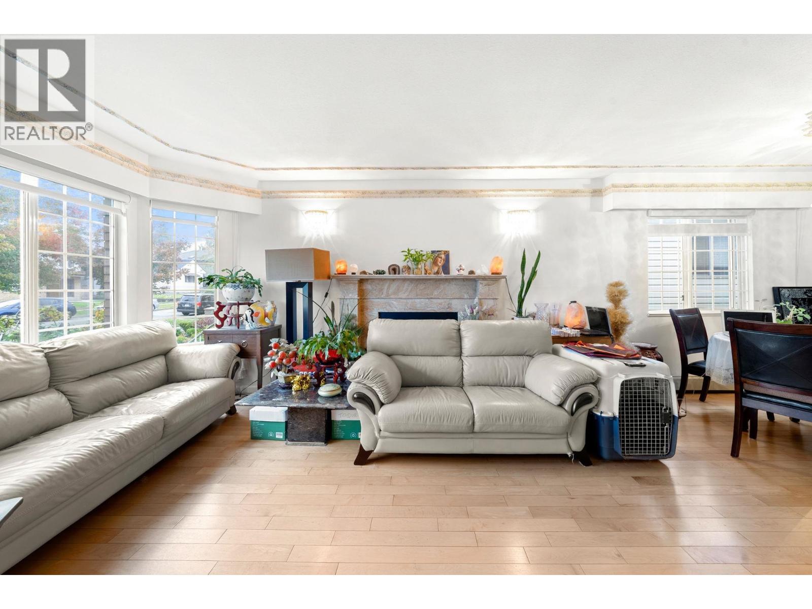350 E 50th Avenue, Vancouver, British Columbia  V5X 1A8 - Photo 3 - R3060050