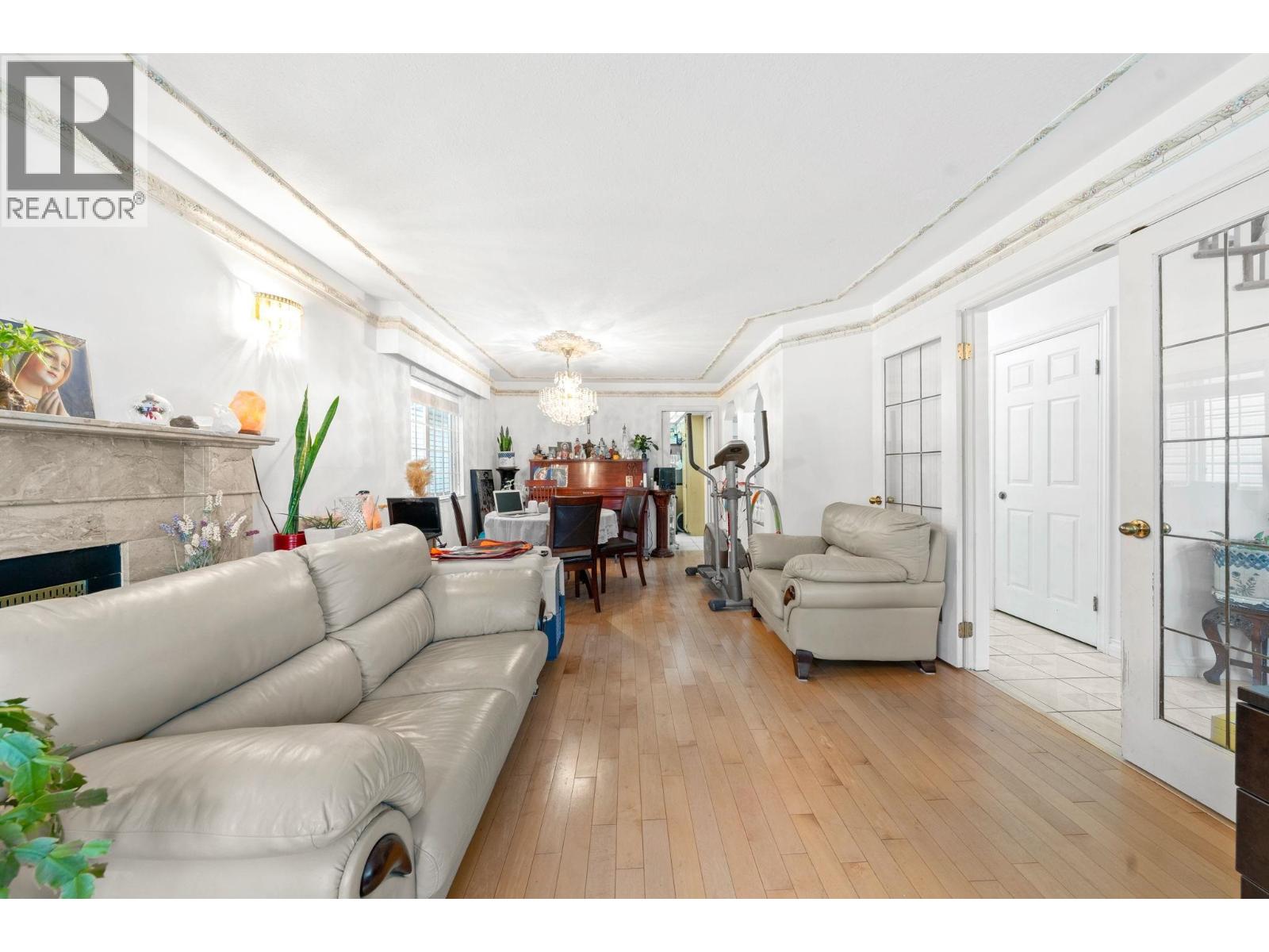 350 E 50th Avenue, Vancouver, British Columbia  V5X 1A8 - Photo 8 - R3060050