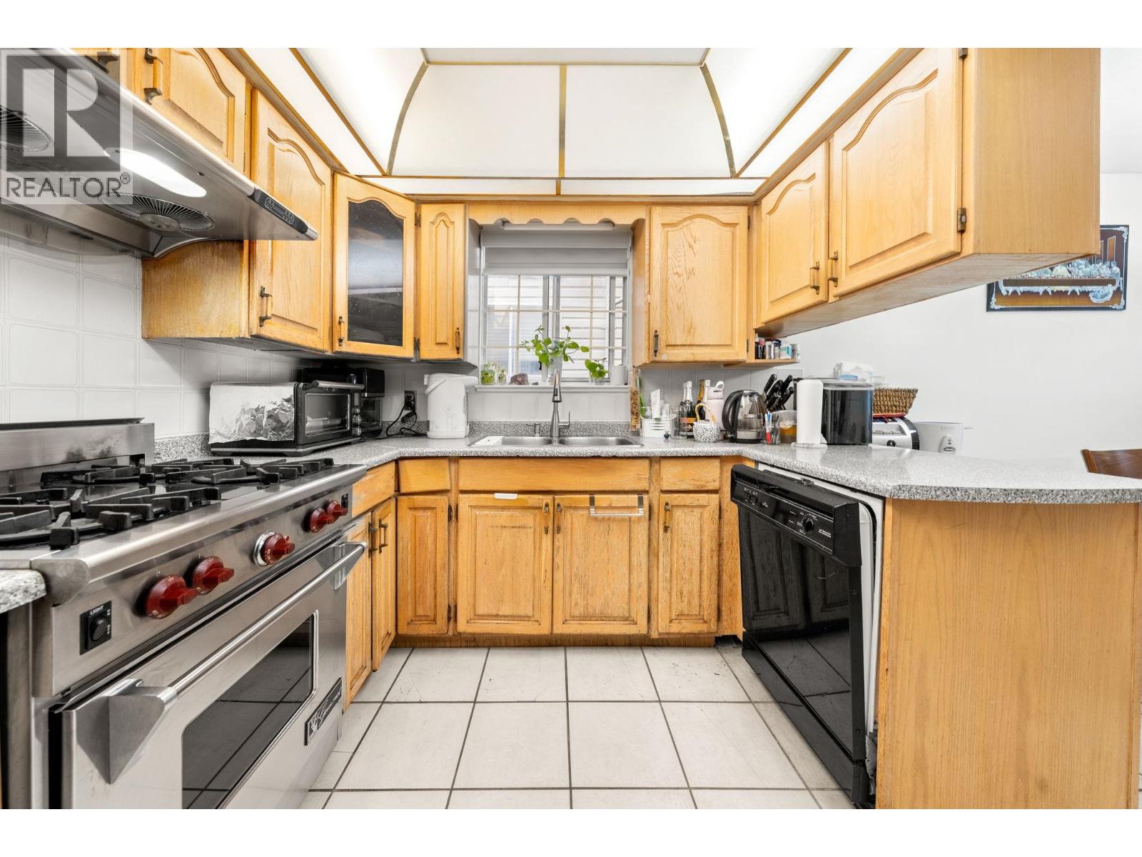 350 E 50th Avenue, Vancouver, British Columbia  V5X 1A8 - Photo 18 - R3060050