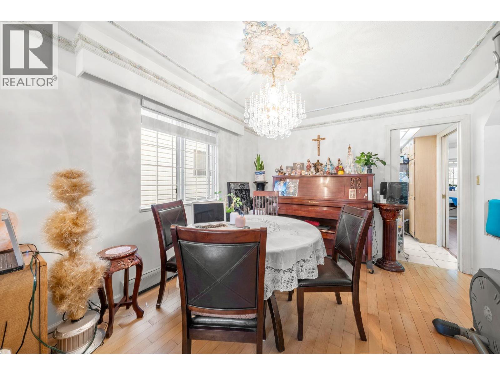 350 E 50th Avenue, Vancouver, British Columbia  V5X 1A8 - Photo 10 - R3060050