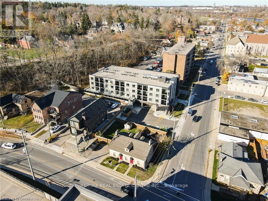 16 - 18 St Andrews Street, Cambridge, Ontario  N1S 1M4 - Photo 41 - X12473625
