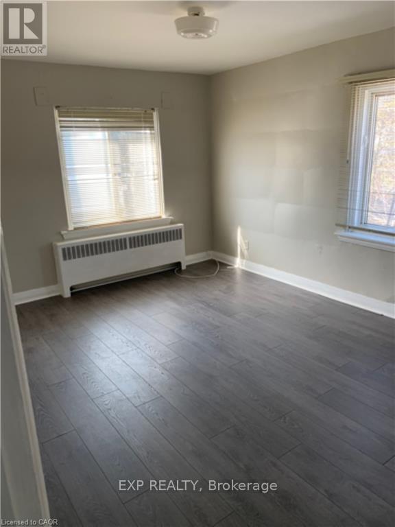 5 - 5473 Ontario Avenue, Niagara Falls, Ontario  L2E 3S4 - Photo 3 - X12473640