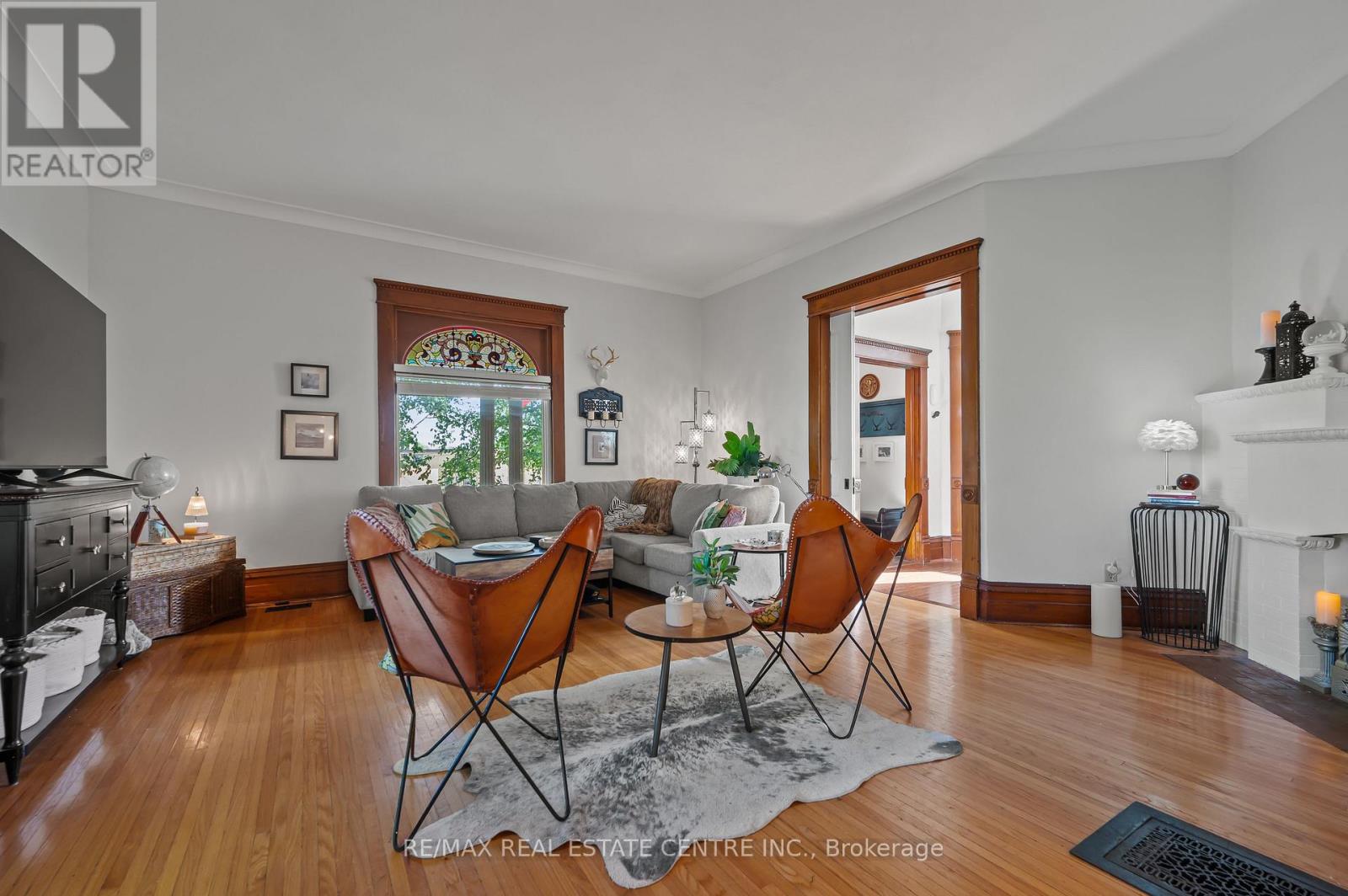 415 Wallace Ave Avenue N, North Perth, Ontario  N4W 1L5 - Photo 11 - X12473693