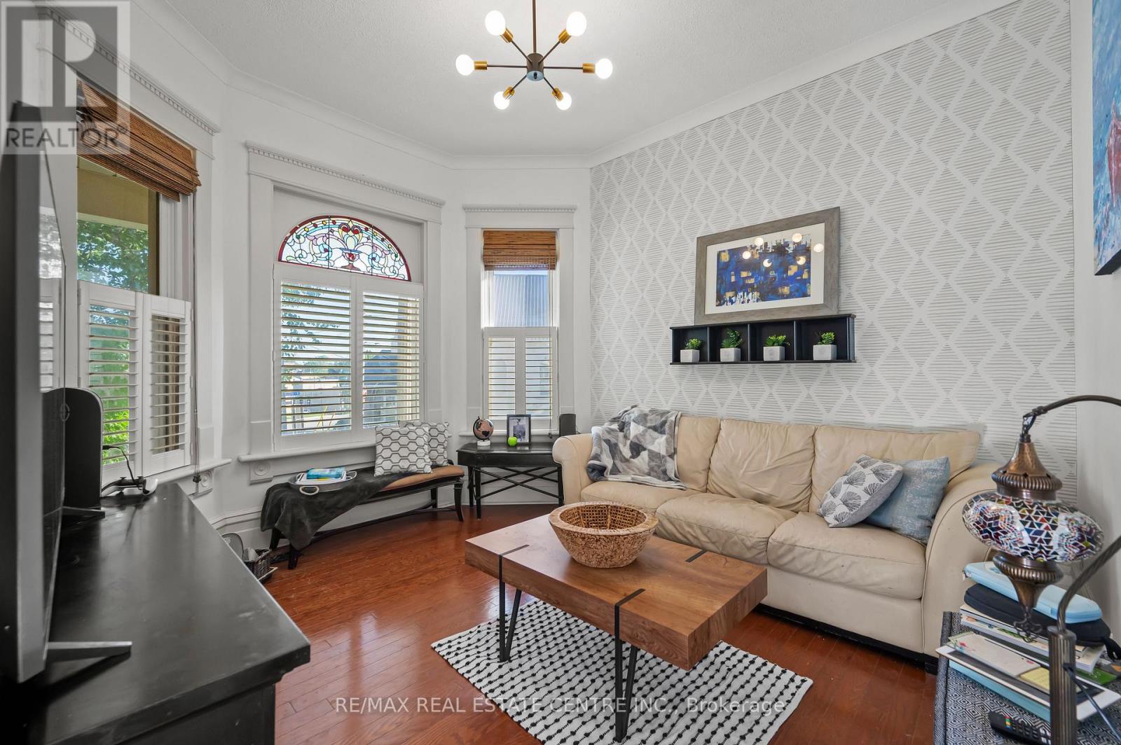 415 Wallace Ave Avenue N, North Perth, Ontario  N4W 1L5 - Photo 26 - X12473693