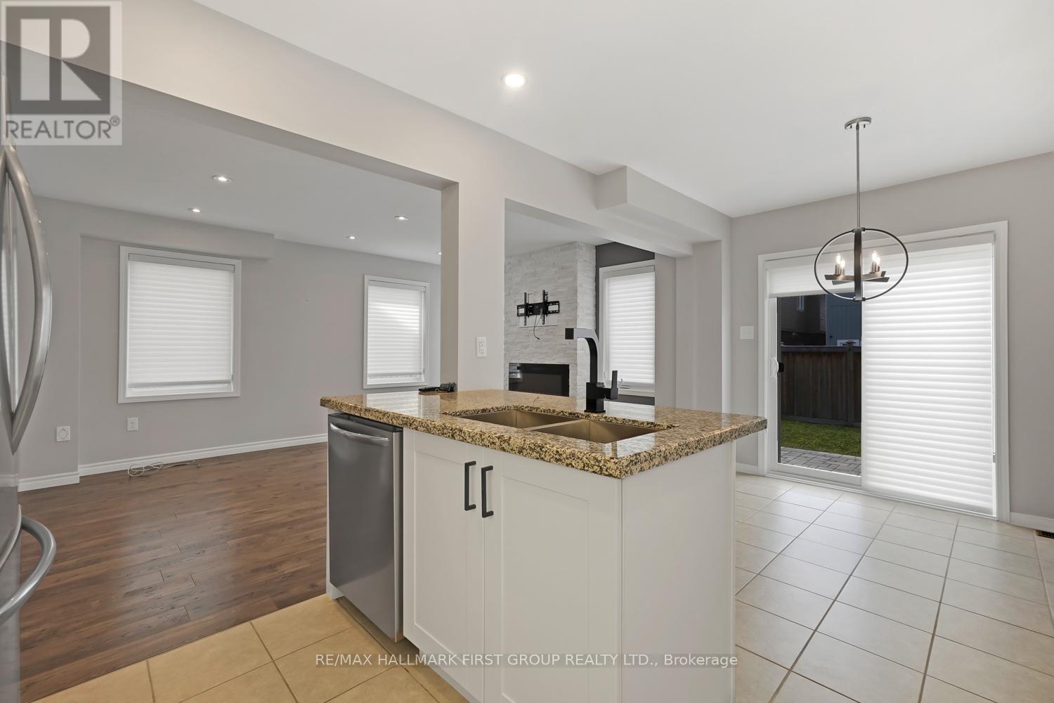 60 Ray Richards Street, Clarington (Bowmanville), Ontario  L1C 0S9 - Photo 10 - E12473779