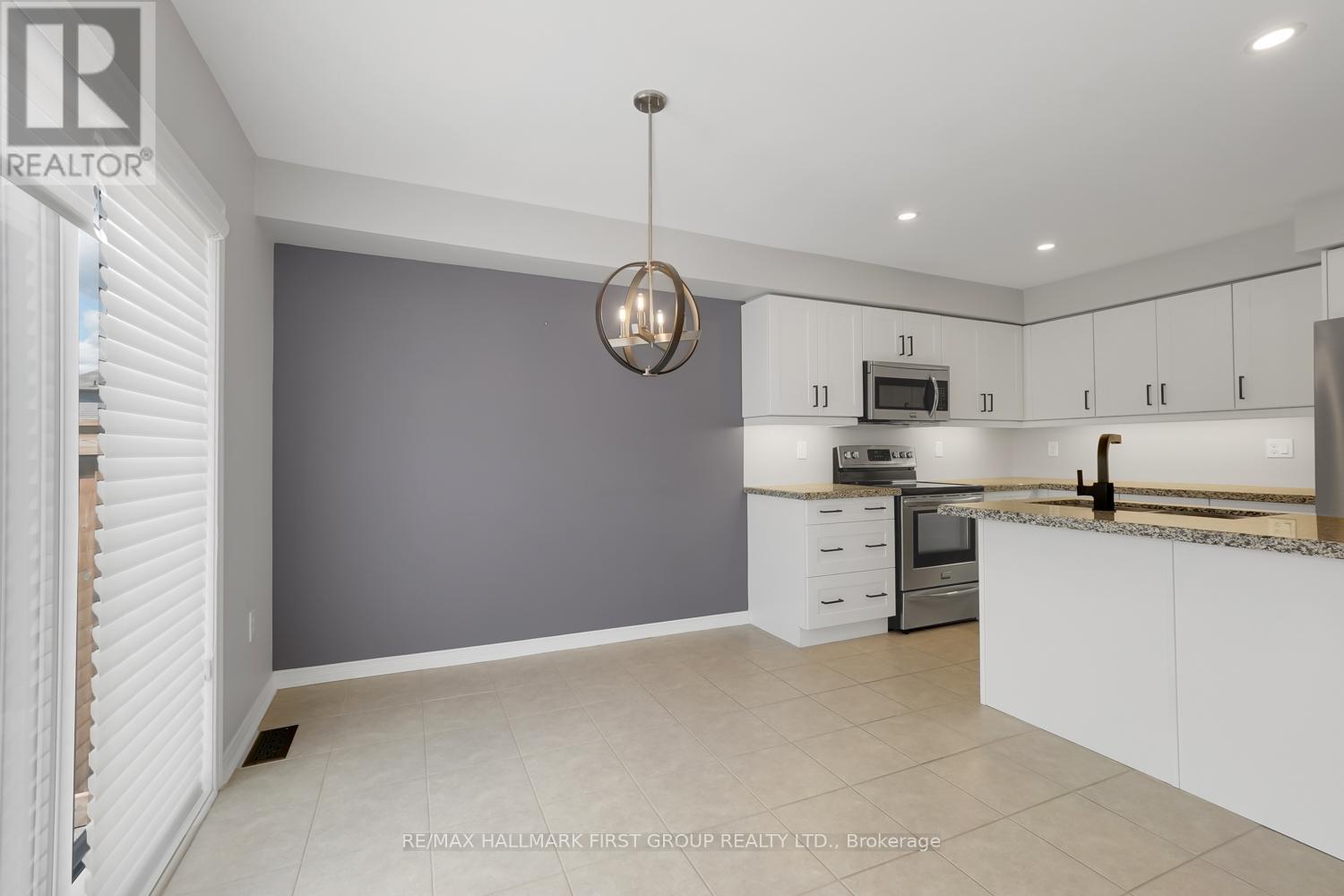 60 Ray Richards Street, Clarington (Bowmanville), Ontario  L1C 0S9 - Photo 6 - E12473779