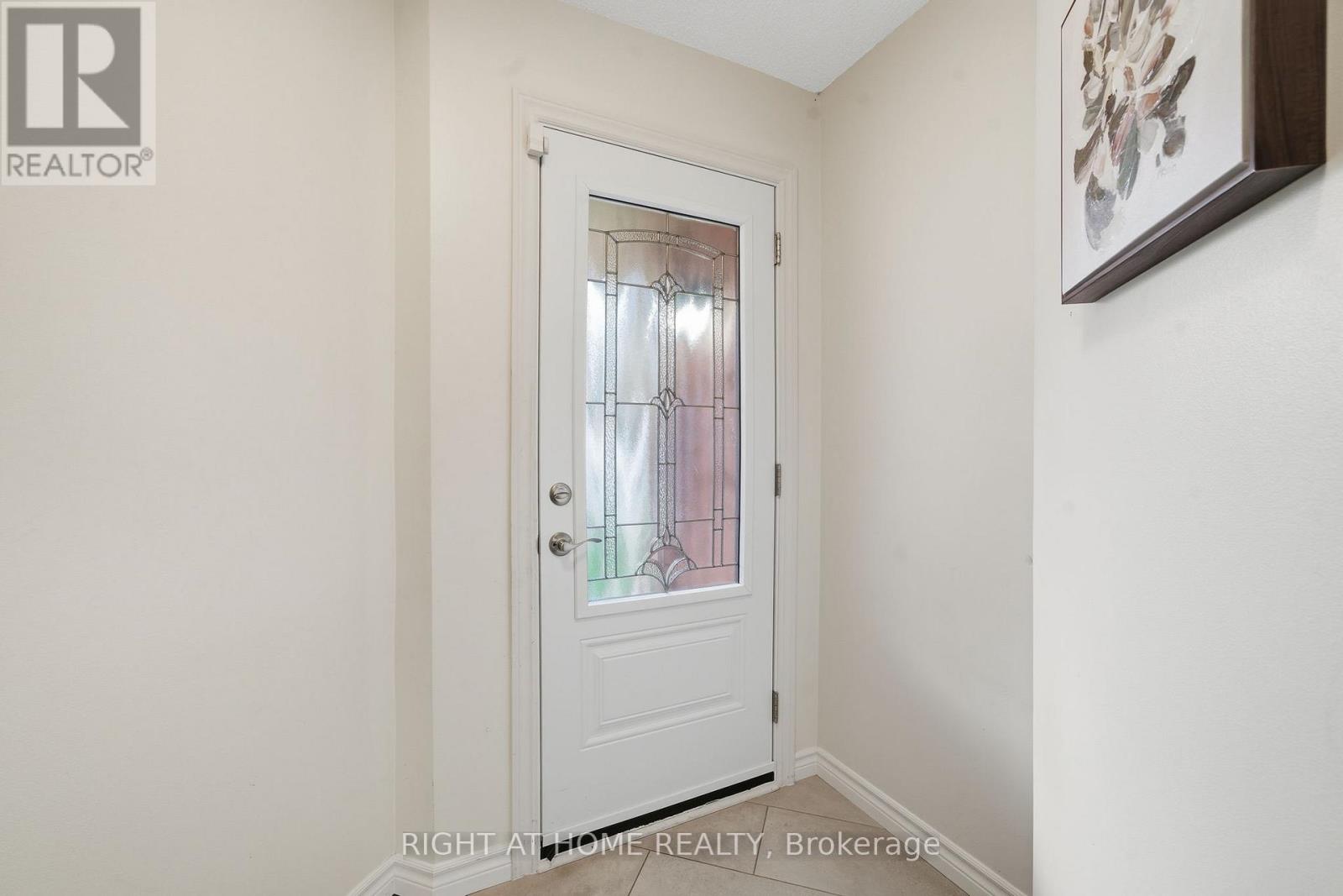 5 Wickens Crescent, Ajax (Central West), Ontario  L1T 3M7 - Photo 6 - E12473785