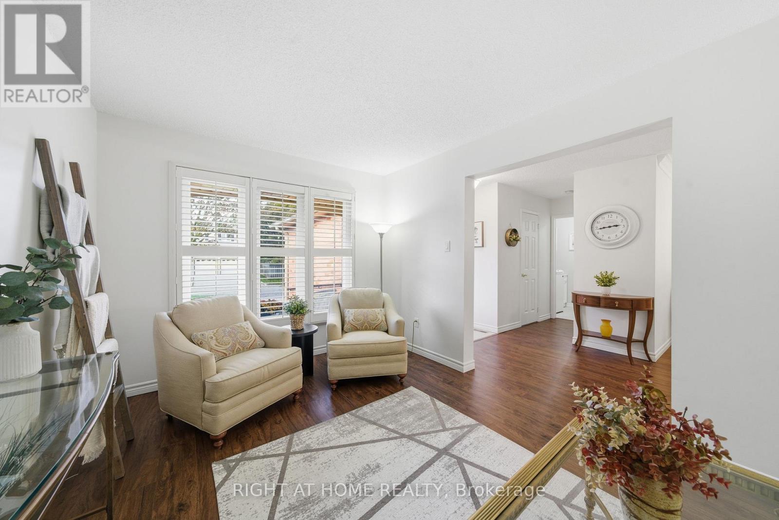5 Wickens Crescent, Ajax (Central West), Ontario  L1T 3M7 - Photo 7 - E12473785