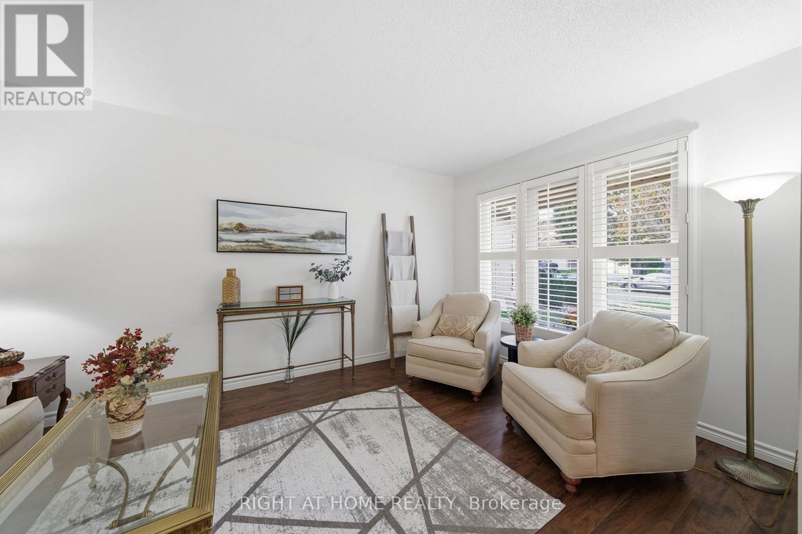5 Wickens Crescent, Ajax (Central West), Ontario  L1T 3M7 - Photo 8 - E12473785