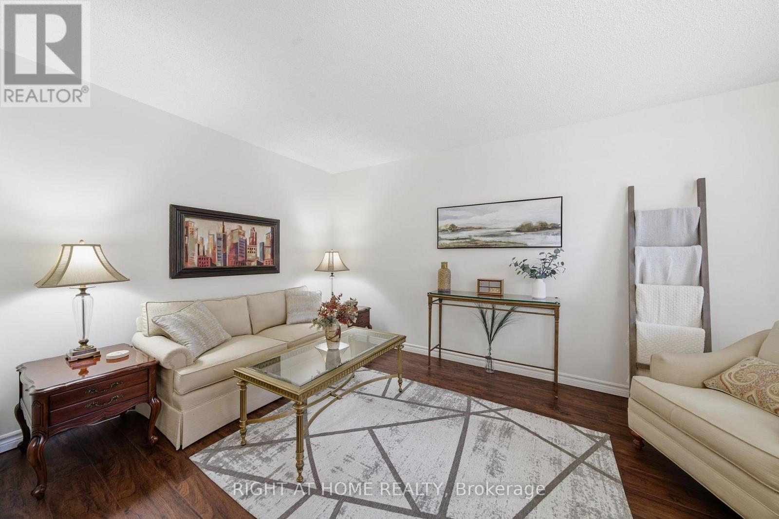 5 Wickens Crescent, Ajax (Central West), Ontario  L1T 3M7 - Photo 9 - E12473785