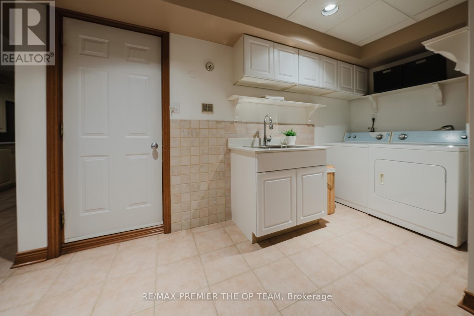 11 Imperial Court, Vaughan, Ontario  L4L 3T9 - Photo 33 - N12347457