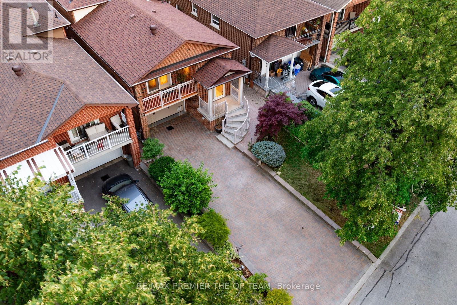 11 Imperial Court, Vaughan, Ontario  L4L 3T9 - Photo 39 - N12347457