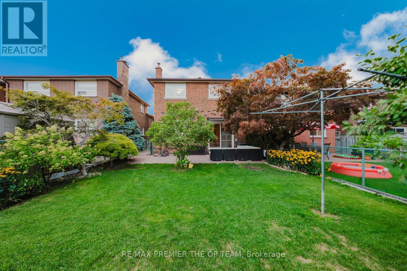 11 Imperial Court, Vaughan, Ontario  L4L 3T9 - Photo 41 - N12347457