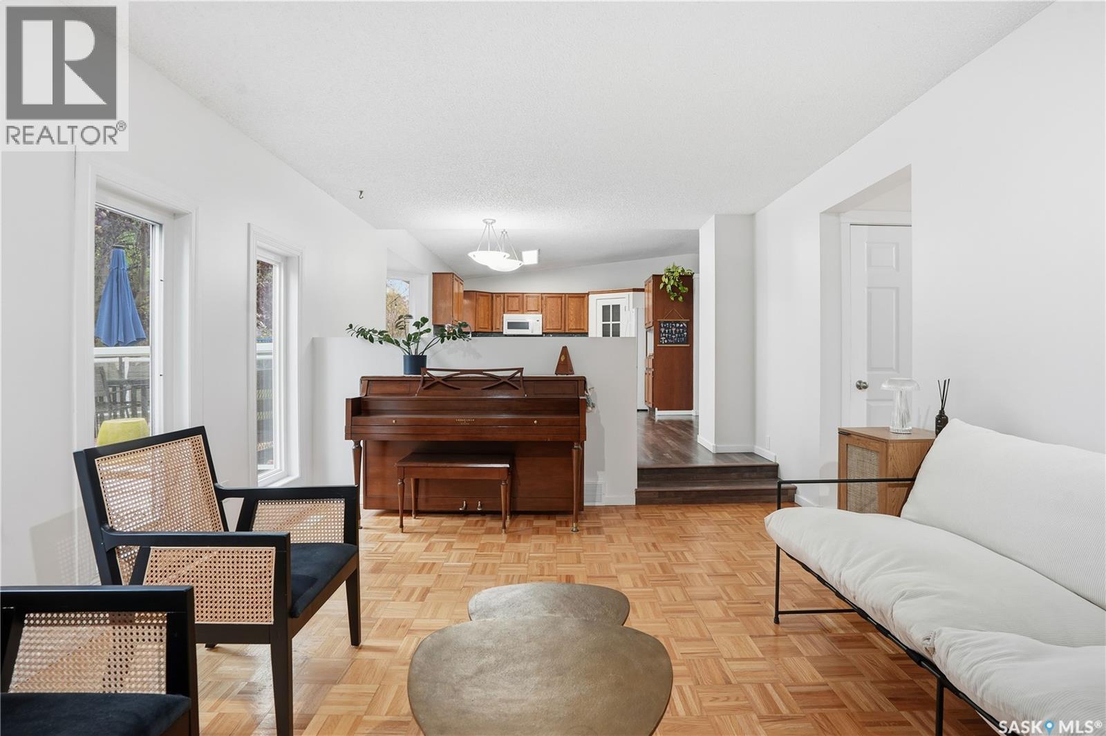 3327 Coughlin Bay E, Regina, Saskatchewan  S4V 1W3 - Photo 19 - SK021382