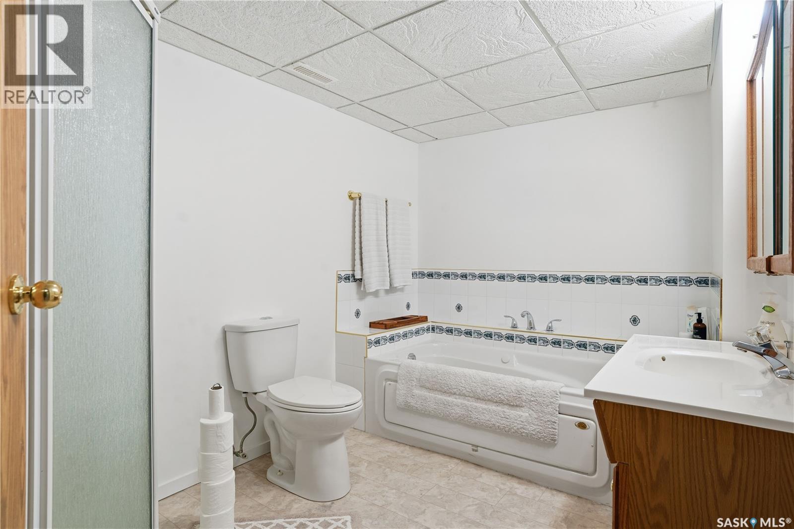 3327 Coughlin Bay E, Regina, Saskatchewan  S4V 1W3 - Photo 39 - SK021382