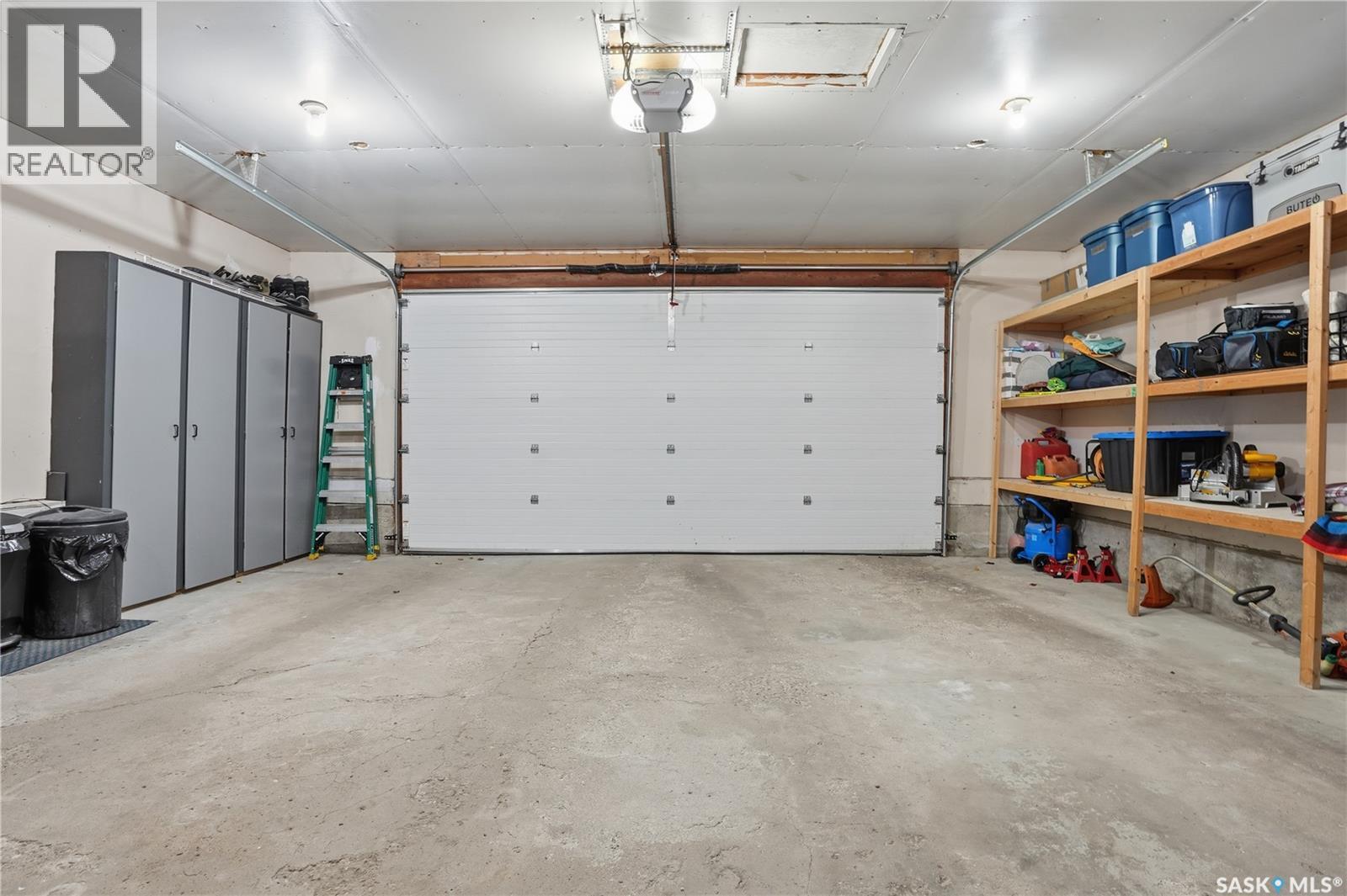 3327 Coughlin Bay E, Regina, Saskatchewan  S4V 1W3 - Photo 42 - SK021382