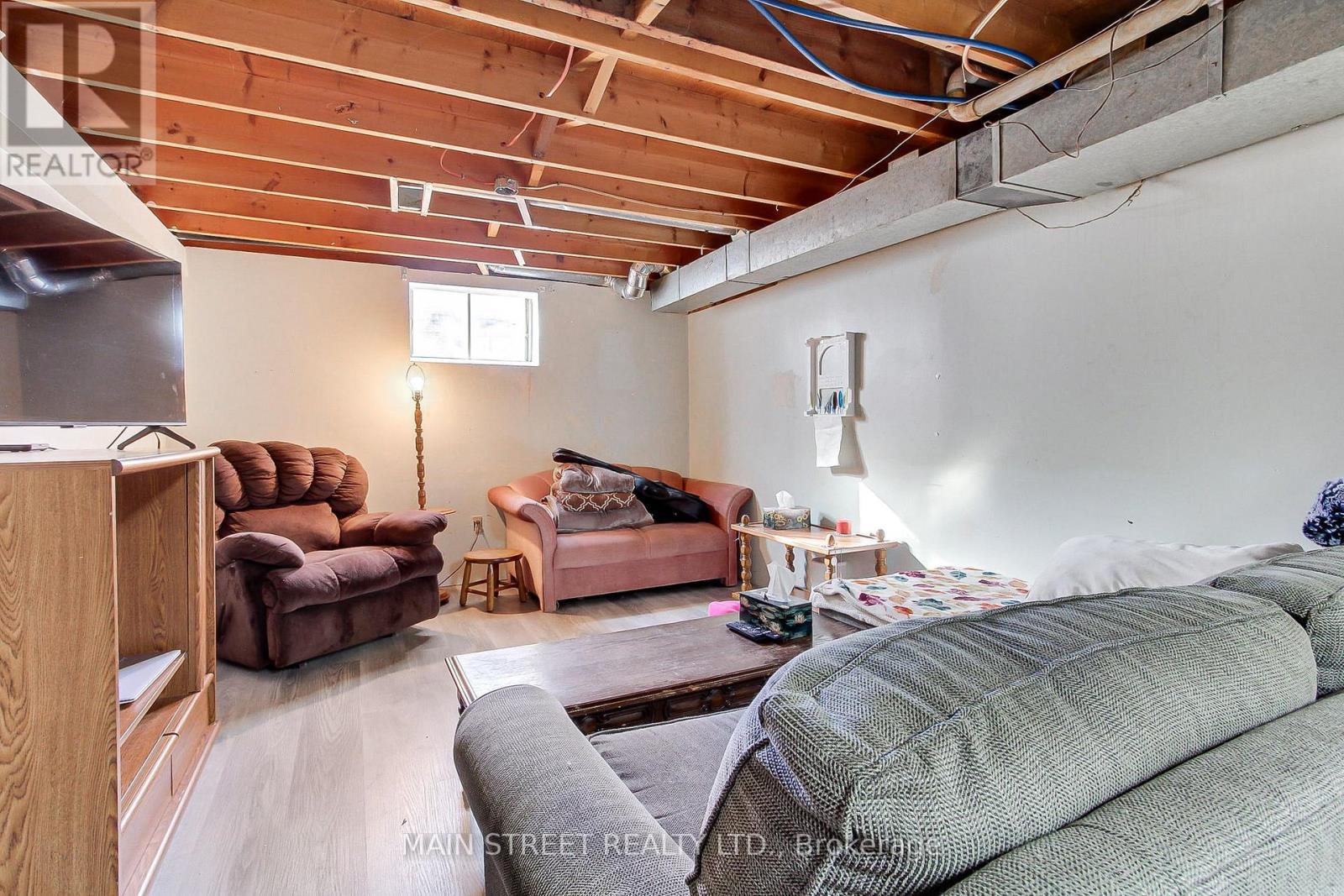 16 Ramsay Street, East Gwillimbury, Ontario  L0G 1H0 - Photo 16 - N12473717