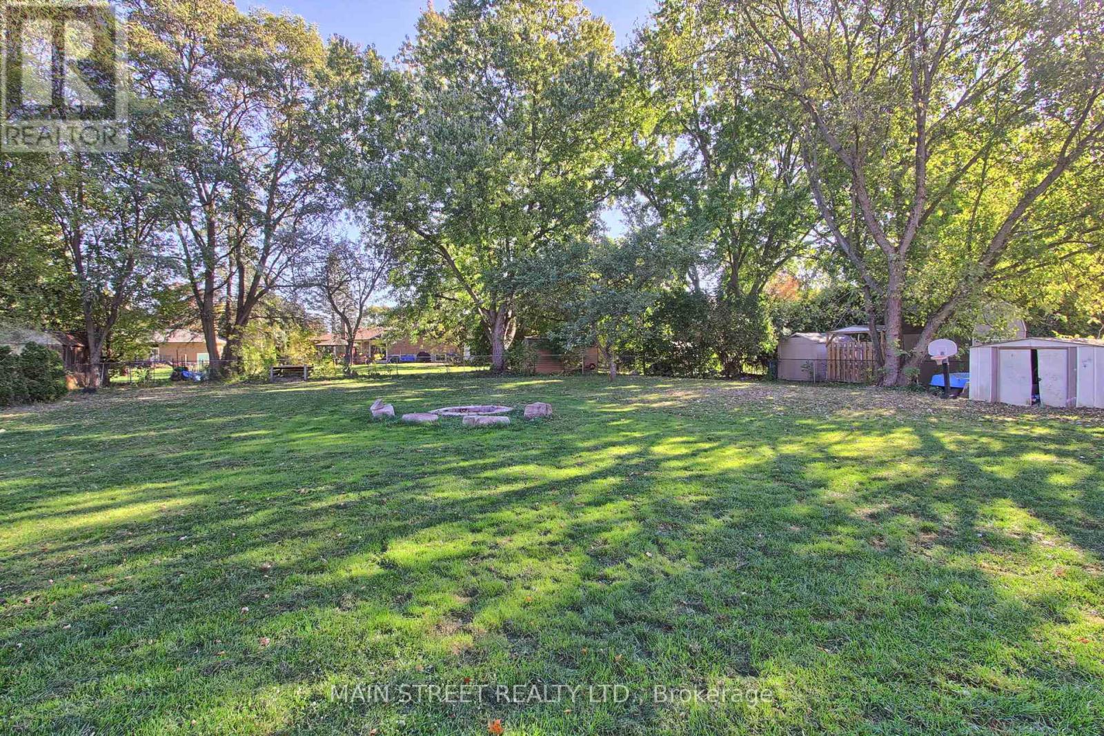 16 Ramsay Street, East Gwillimbury, Ontario  L0G 1H0 - Photo 19 - N12473717