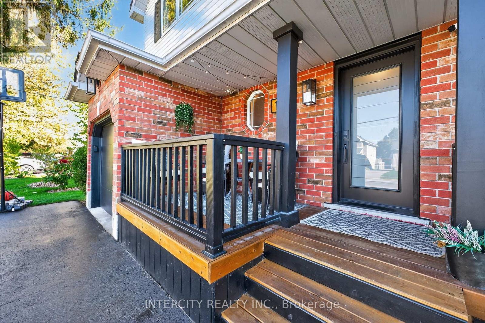 107 Albert Street E, New Tecumseth, Ontario  L9R 1G3 - Photo 3 - N12473720