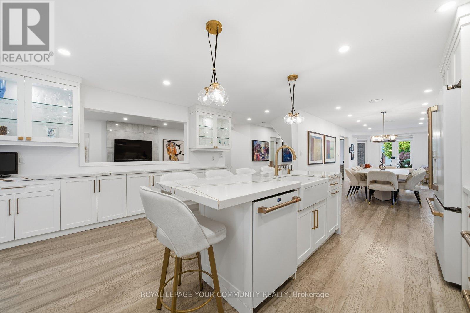 15 Redondo Drive, Vaughan, Ontario  L4J 7S7 - Photo 12 - N12473745