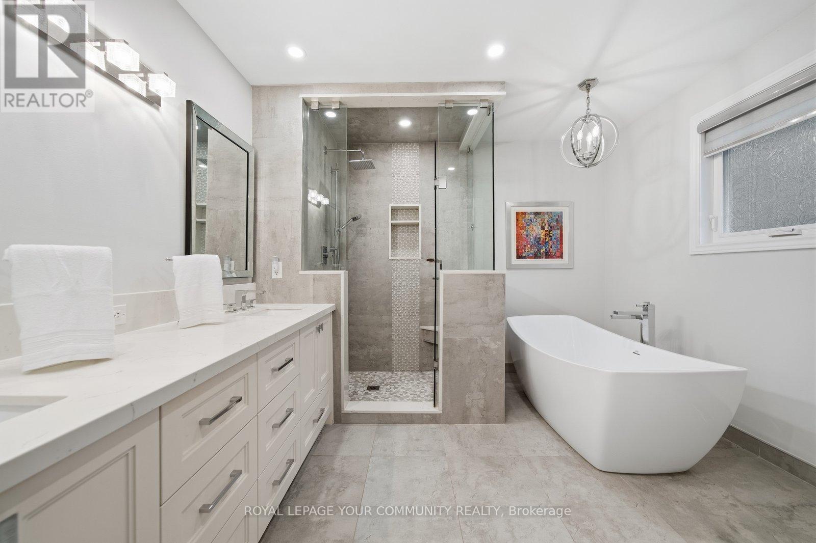 15 Redondo Drive, Vaughan, Ontario  L4J 7S7 - Photo 30 - N12473745