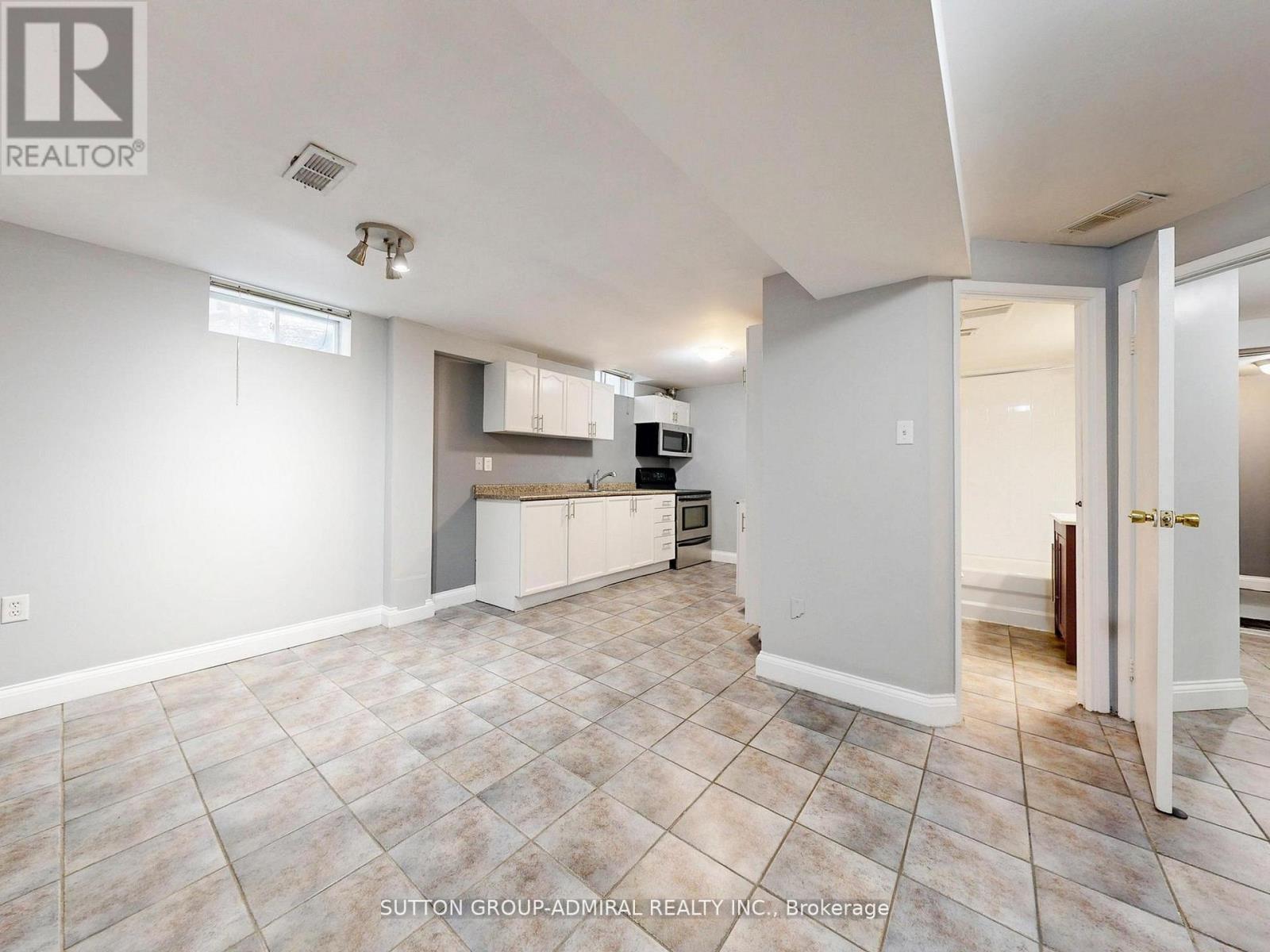 280 Bernard Avenue, Richmond Hill, Ontario  L4S 1C9 - Photo 29 - N12473746
