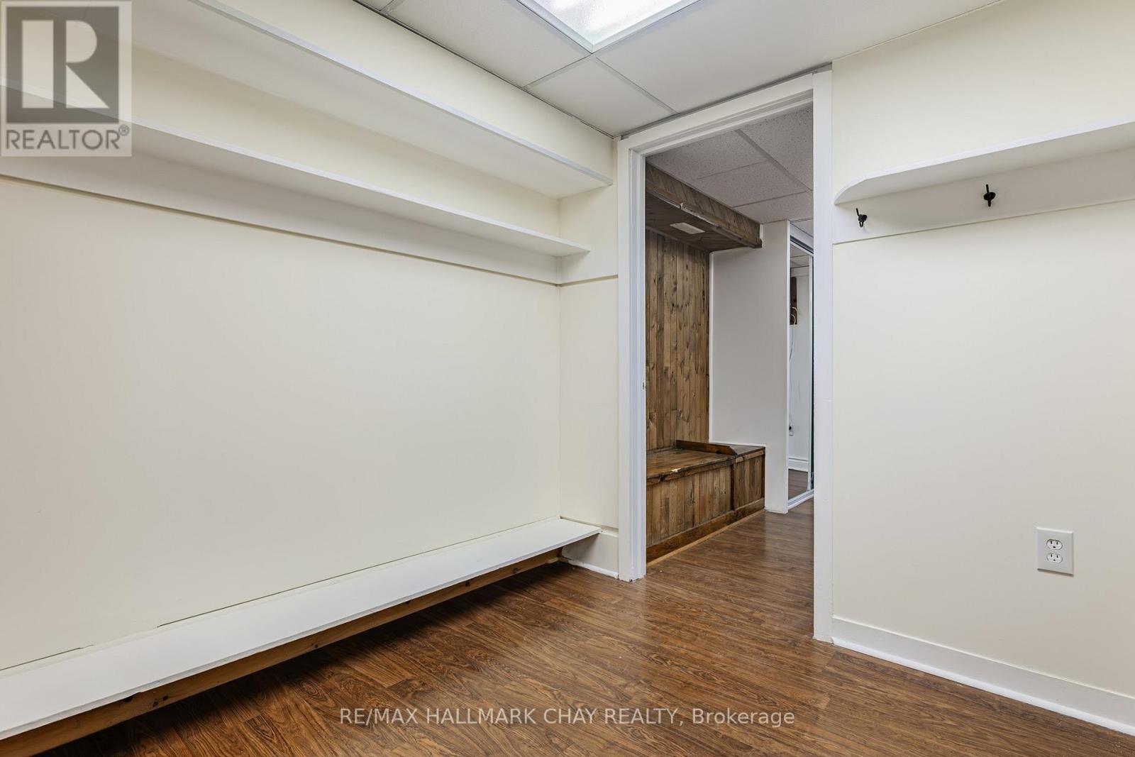 46 Kemano Road, Aurora, Ontario  L4G 2Y3 - Photo 10 - N12473757