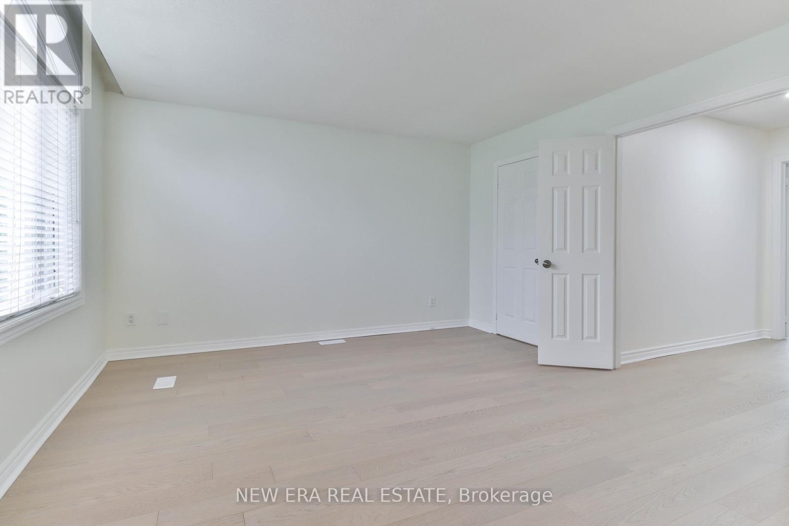 3 Sharon Lee Drive, Markham, Ontario  L6C 2J6 - Photo 14 - N12473788