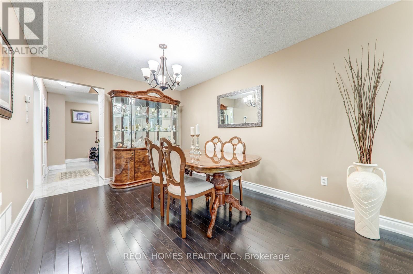31 Sophia Road, Markham, Ontario  L3S 3Y5 - Photo 17 - N12473834