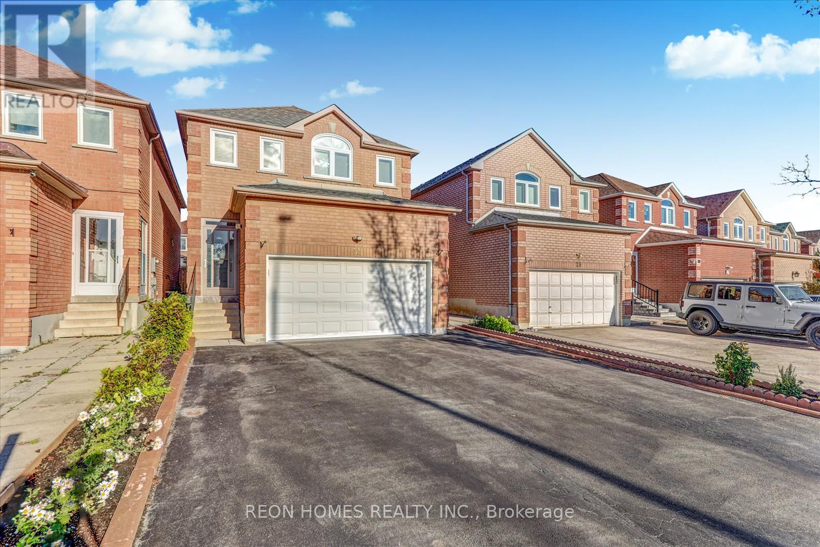 31 Sophia Road, Markham, Ontario  L3S 3Y5 - Photo 4 - N12473834