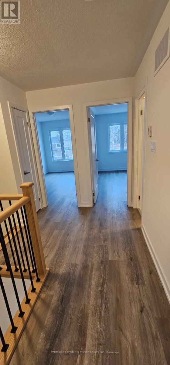 27 Lyall Stokes Circle, East Gwillimbury, Ontario  L0G 1M0 - Photo 24 - N12473841