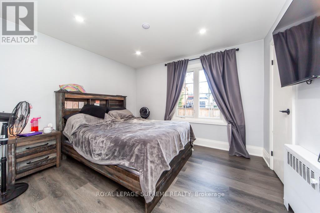 248 Mississaga Street W, Orillia, Ontario  L3V 3B5 - Photo 10 - S12473762