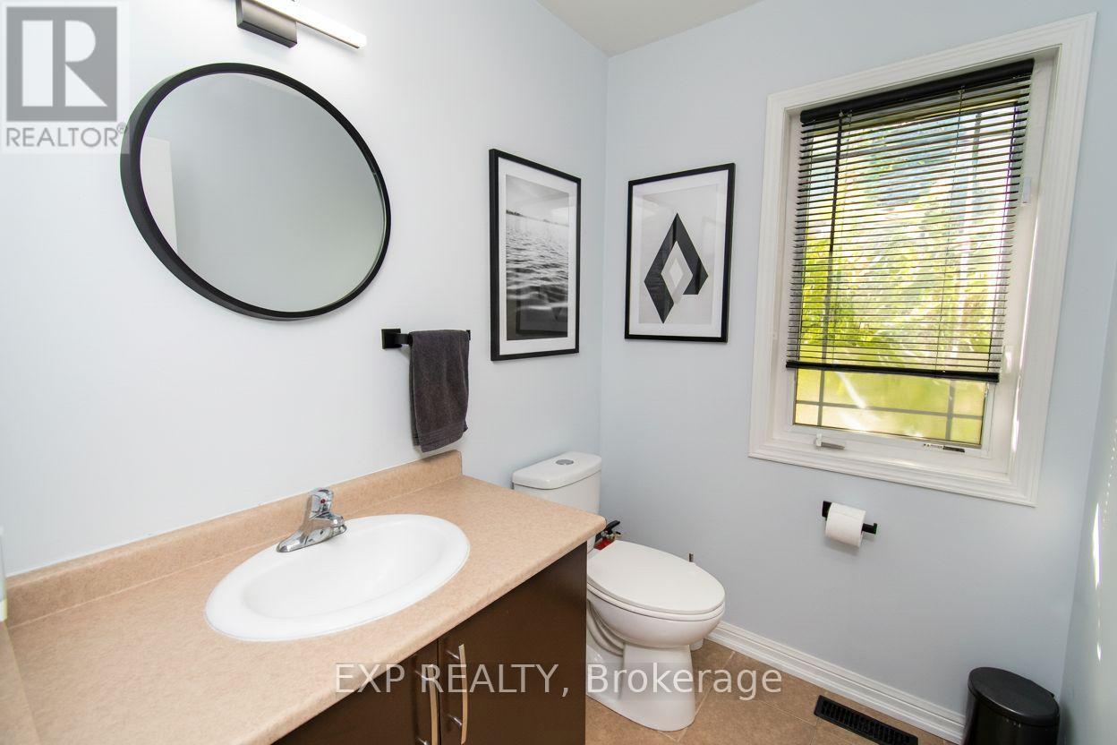 64 - 175 Stanley Street, Barrie, Ontario  L4M 0G2 - Photo 8 - S12473874