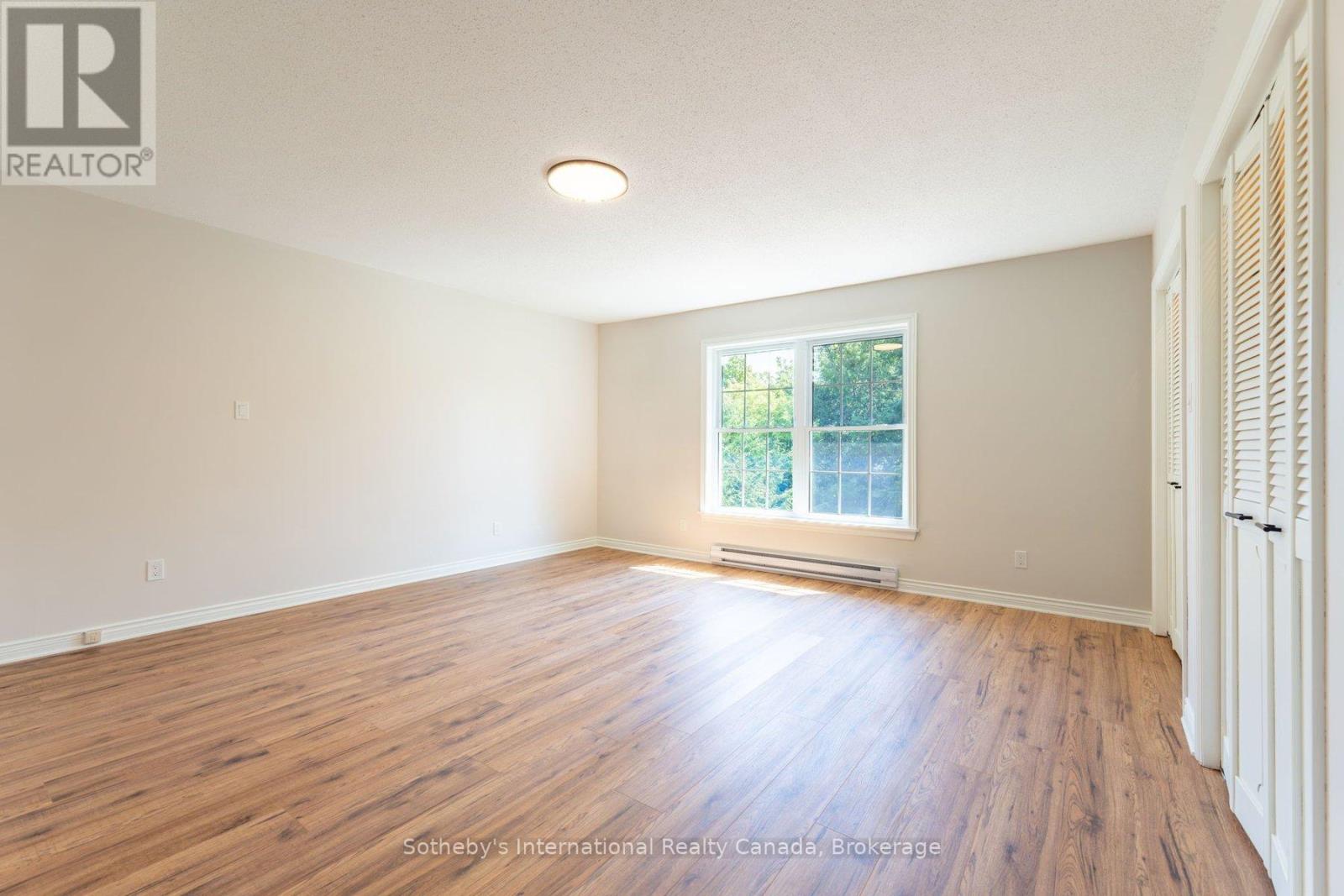 31 Elizabeth Street E, Clearview (Creemore), Ontario  L0M 1G0 - Photo 37 - S12473950