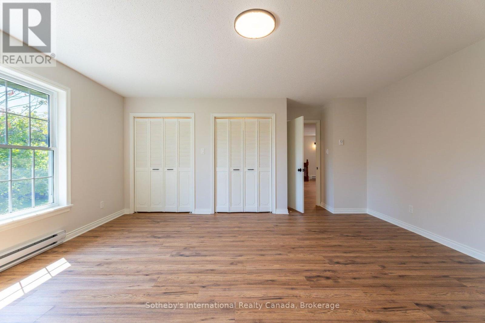 31 Elizabeth Street E, Clearview (Creemore), Ontario  L0M 1G0 - Photo 39 - S12473950