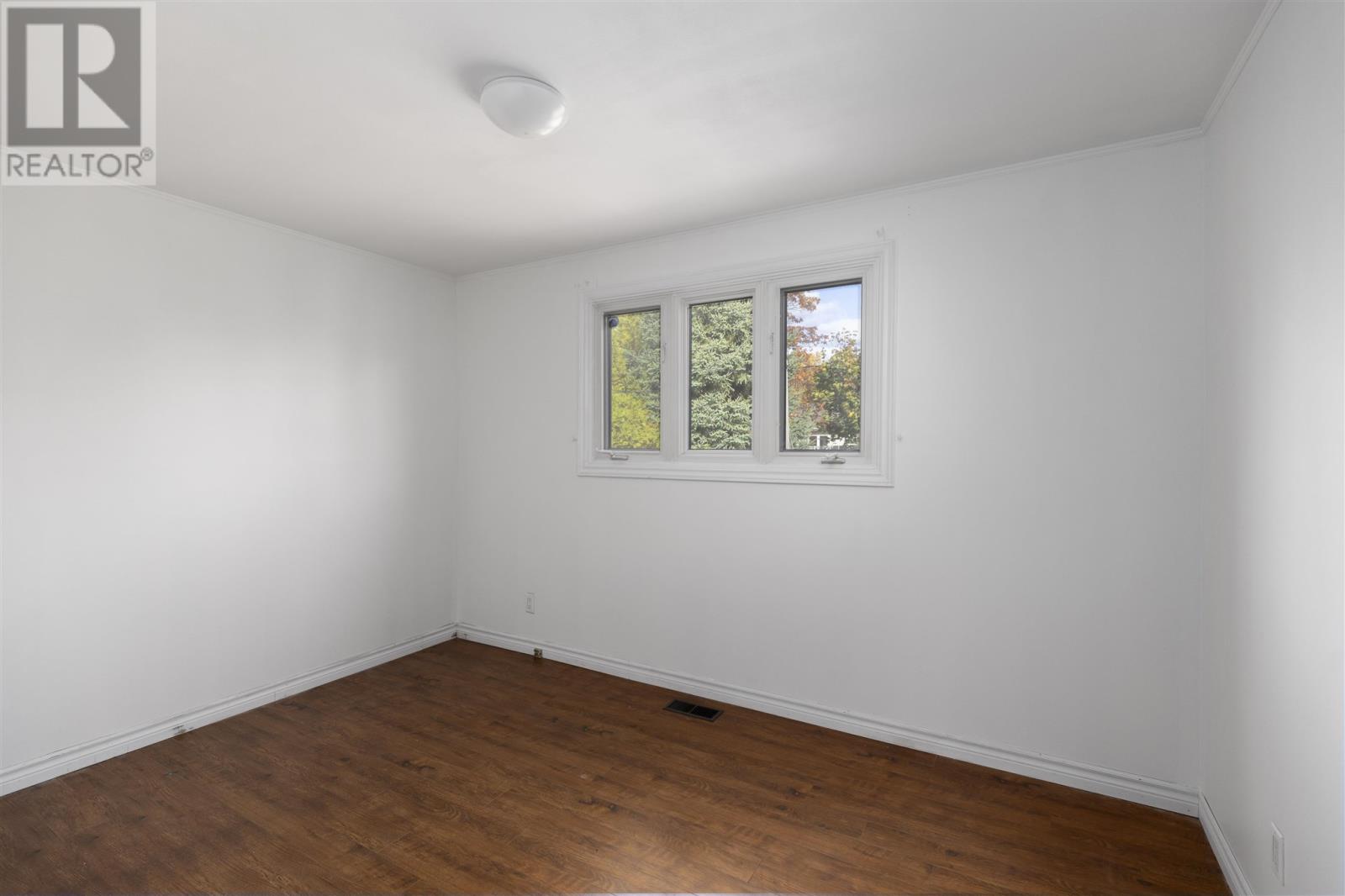 185 Plaintree Dr, Sault Ste. Marie, Ontario  P6B 5G9 - Photo 10 - SM252116