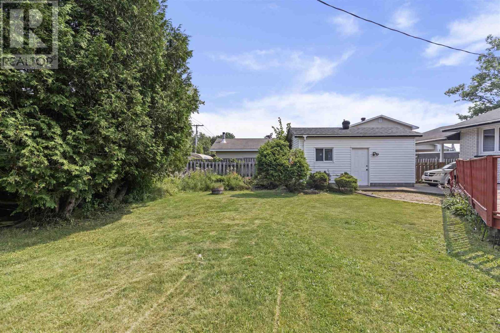 185 Plaintree Dr, Sault Ste. Marie, Ontario  P6B 5G9 - Photo 36 - SM252116