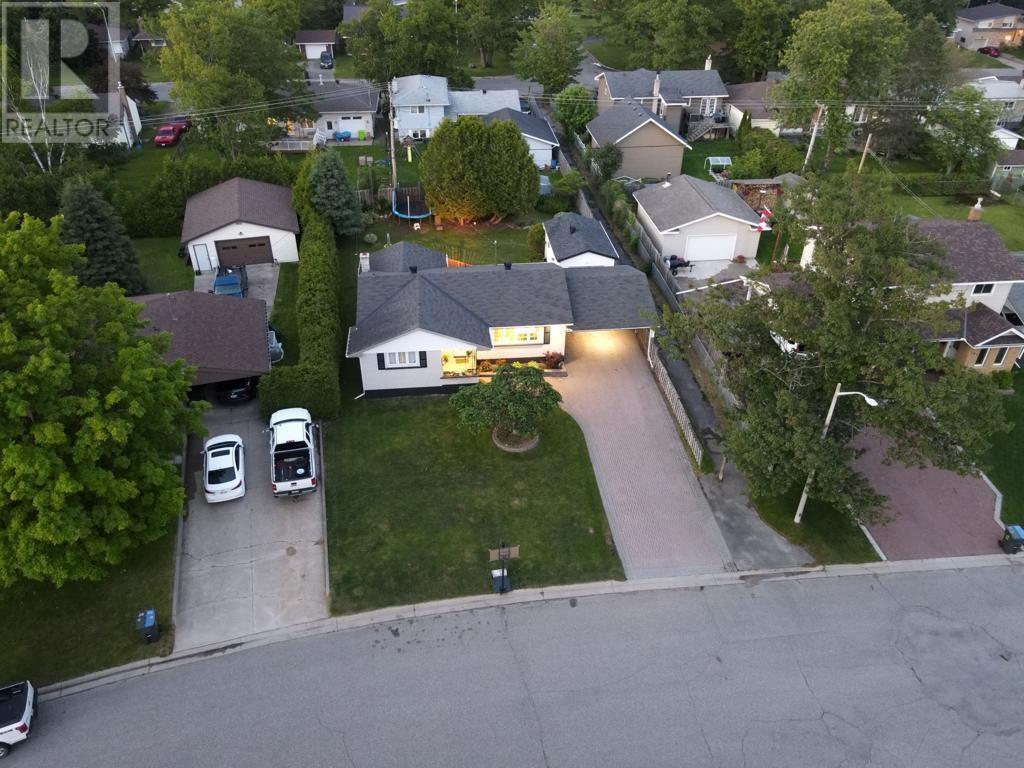 185 Plaintree Dr, Sault Ste. Marie, Ontario  P6B 5G9 - Photo 41 - SM252116