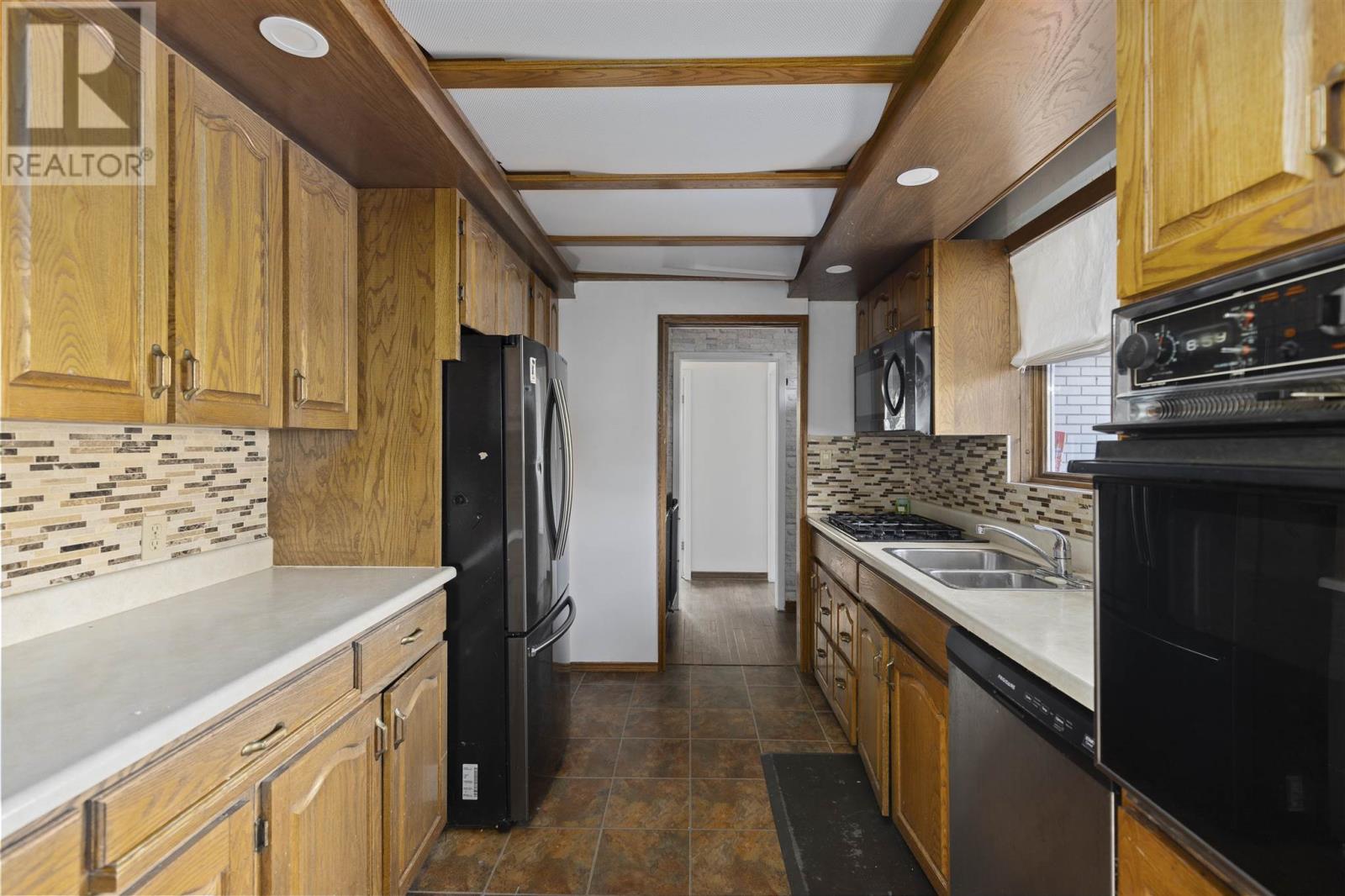 185 Plaintree Dr, Sault Ste. Marie, Ontario  P6B 5G9 - Photo 8 - SM252116