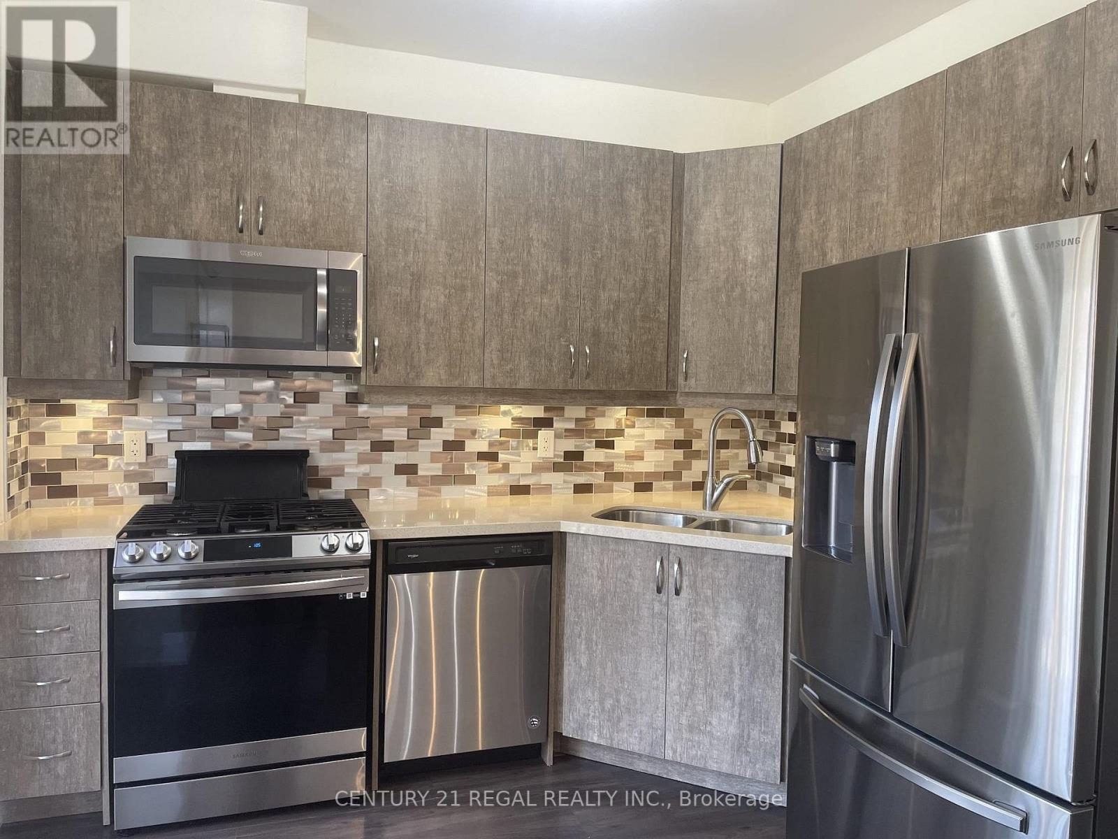 17-199 Ardagh Road, Barrie, Ontario  L4N 3V5 - Photo 1 - S12471871