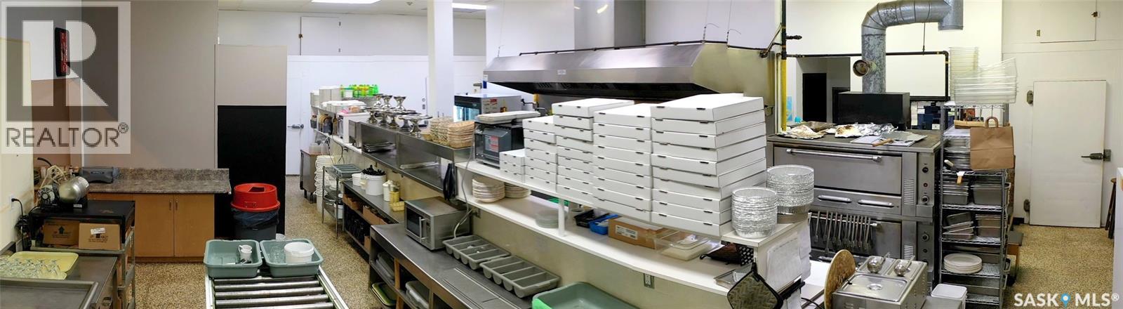 516 & 522 Broadway Street W, Yorkton, Saskatchewan  S3N 0P5 - Photo 13 - SK020219