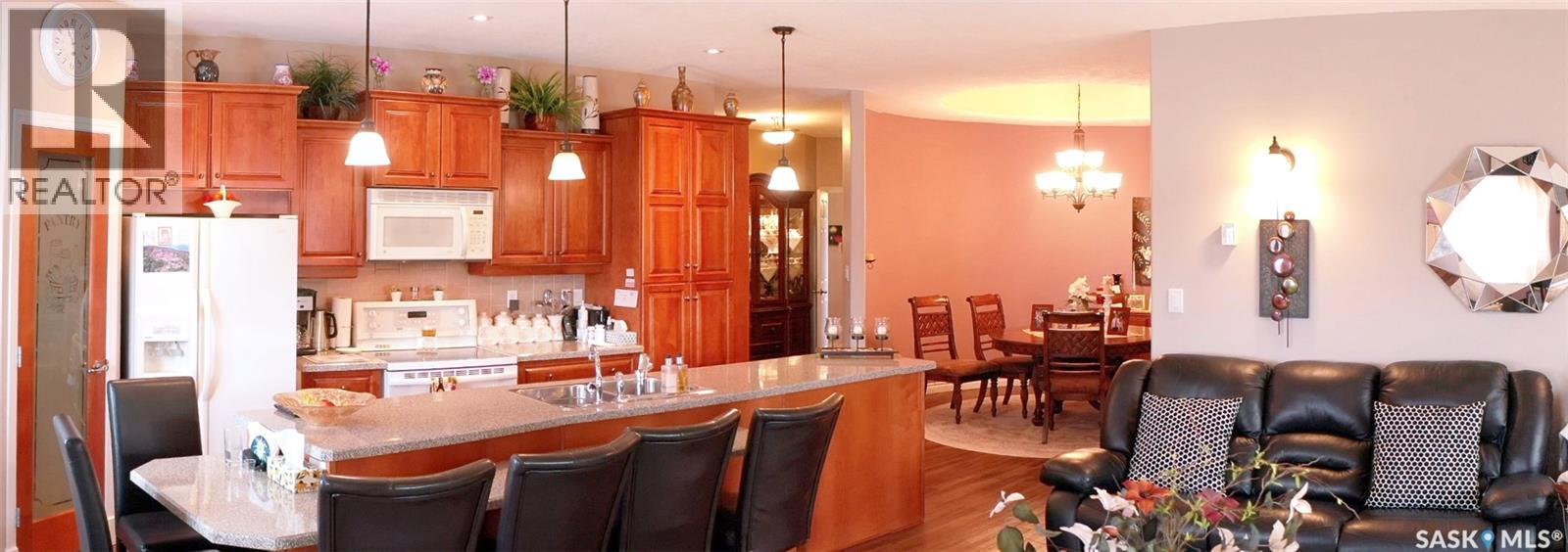 516 & 522 Broadway Street W, Yorkton, Saskatchewan  S3N 0P5 - Photo 36 - SK020219