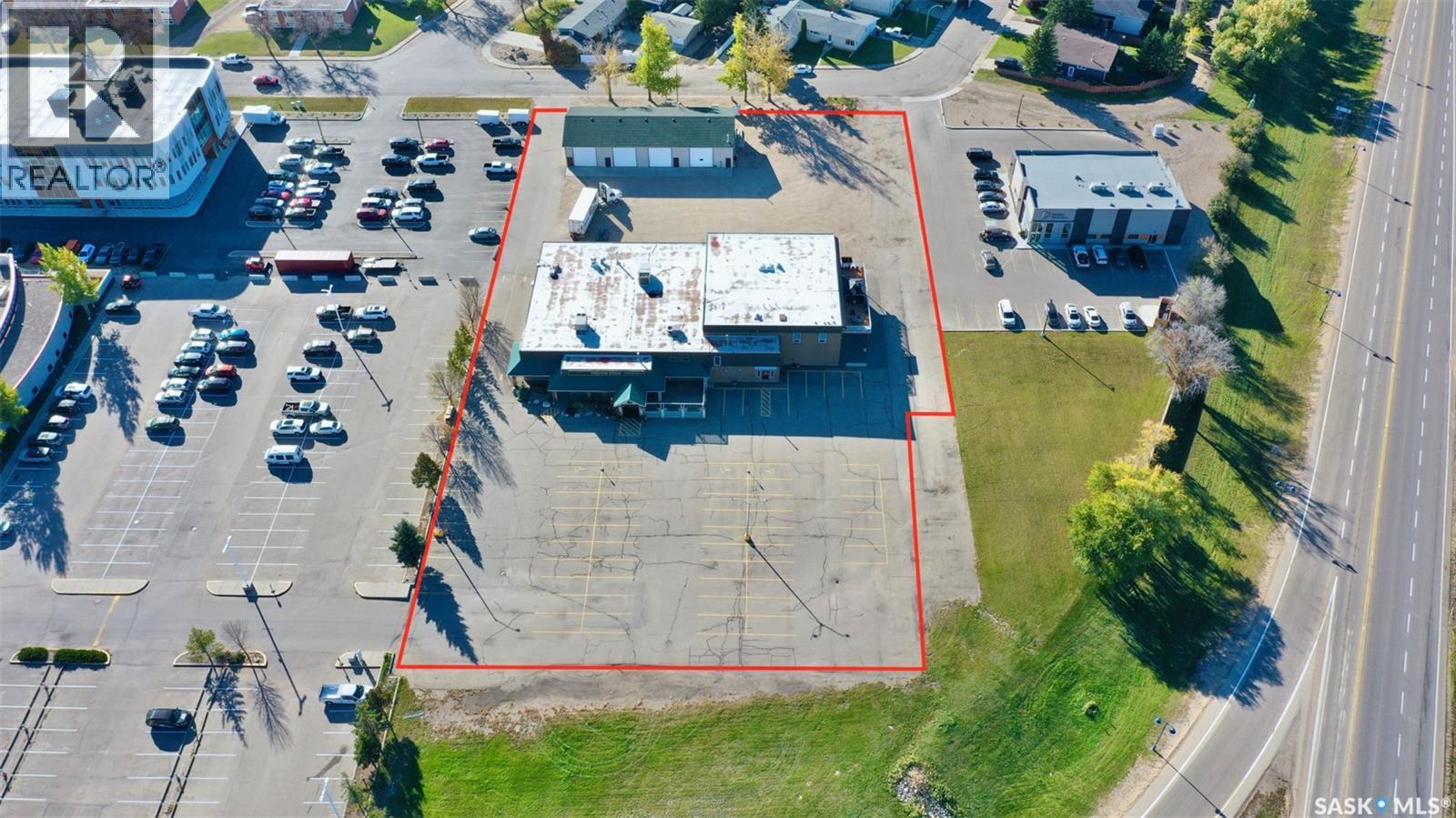 516 & 522 Broadway Street W, Yorkton, Saskatchewan  S3N 0P5 - Photo 3 - SK020219