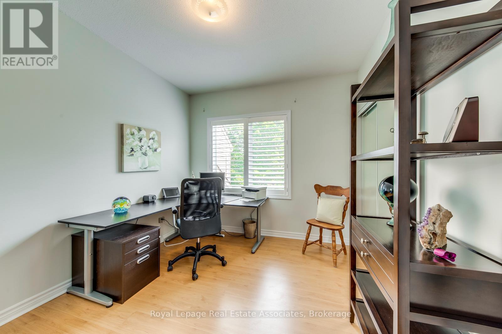 1192 Kos Boulevard, Mississauga, Ontario  L5J 4L7 - Photo 18 - W12402099