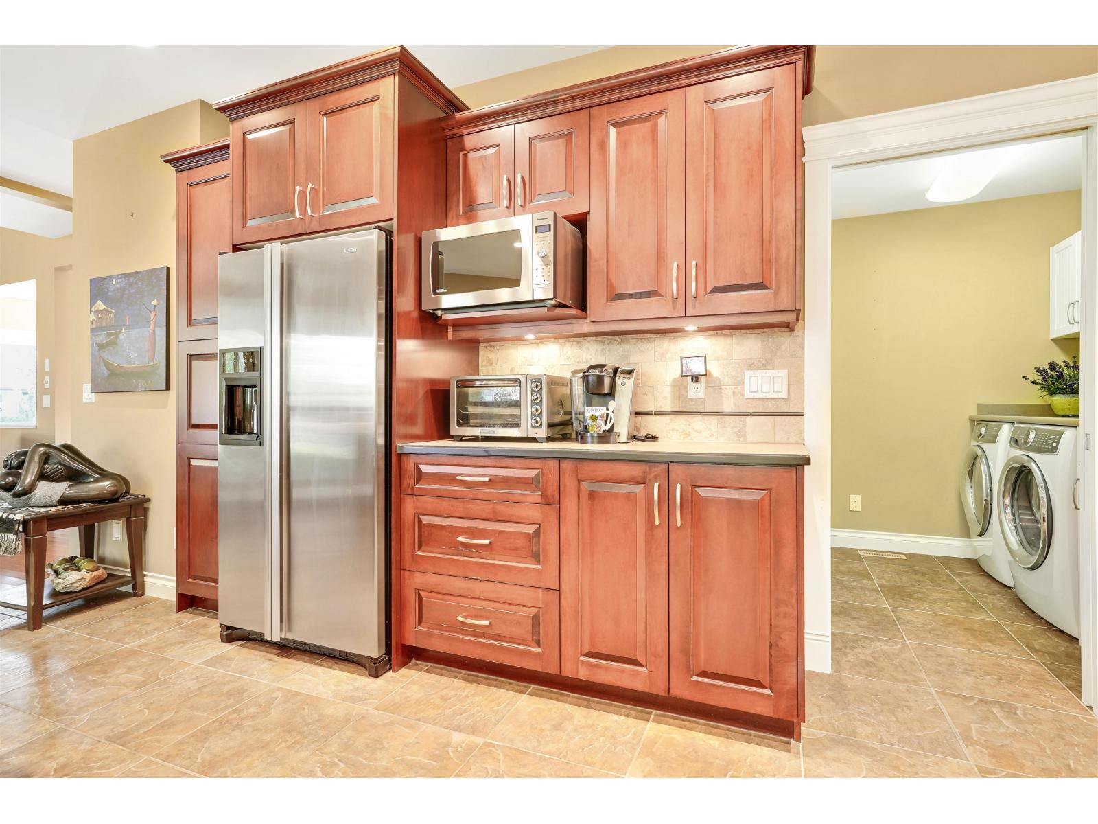 2052 128a Street, Surrey, British Columbia V4A 0A4 - Photo 17 - R3058015