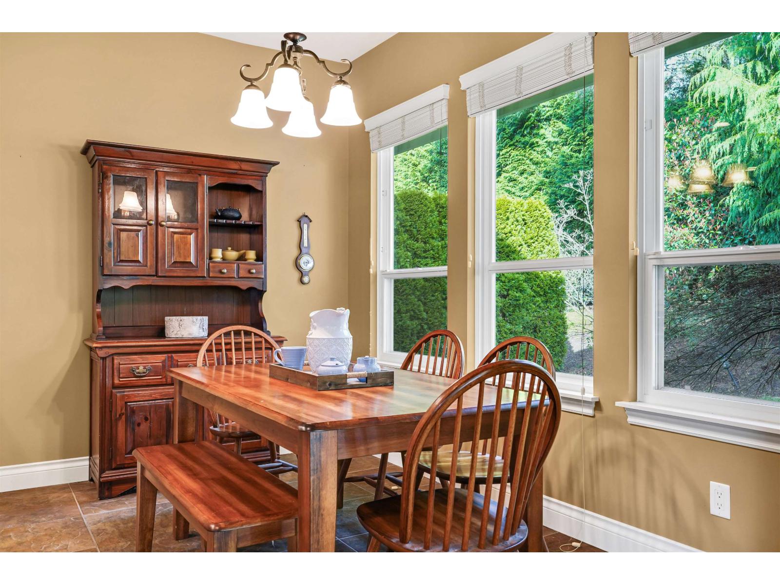 2052 128a Street, Surrey, British Columbia V4A 0A4 - Photo 14 - R3058015