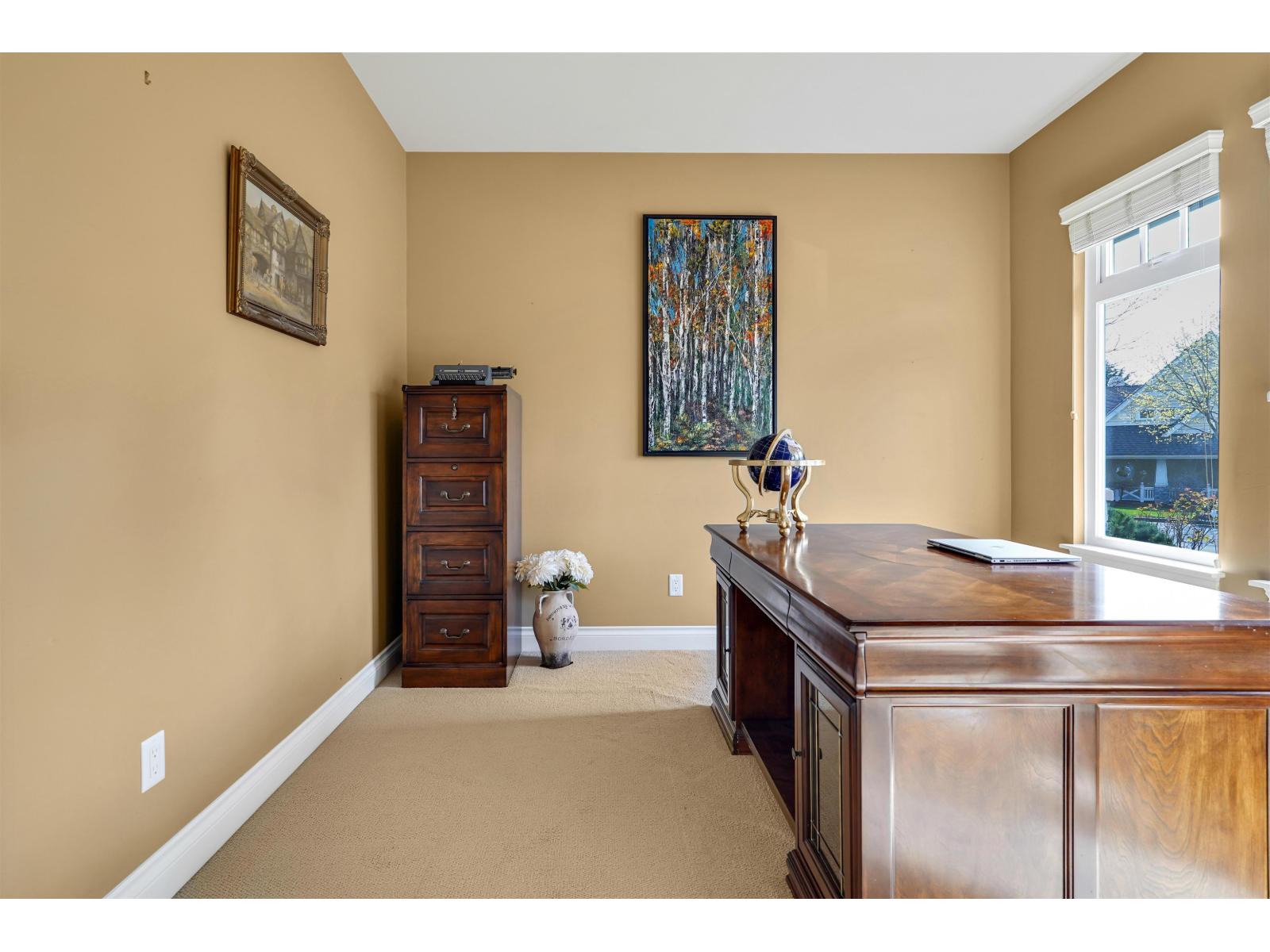 2052 128a Street, Surrey, British Columbia V4A 0A4 - Photo 4 - R3058015