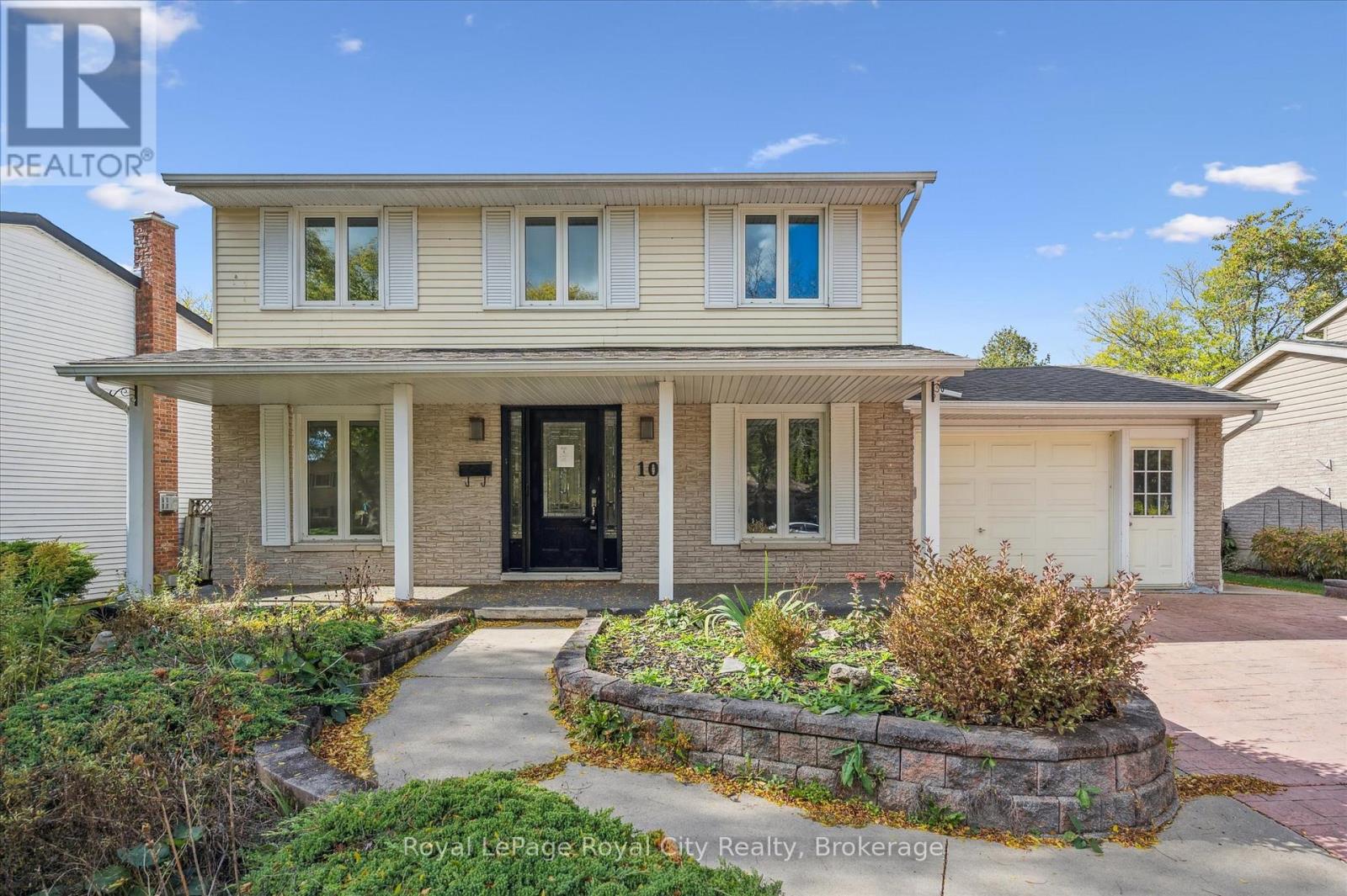 10 WOODBOROUGH ROAD, Guelph, Ontario