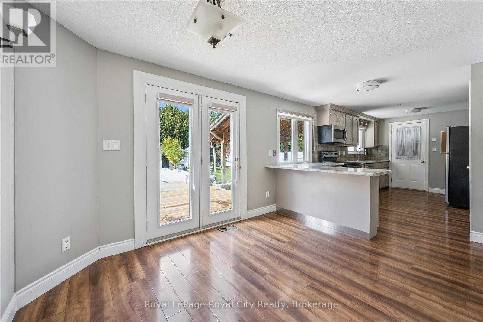 10 Woodborough Road, Guelph (Kortright West), Ontario  N1G 3K5 - Photo 11 - X12473875